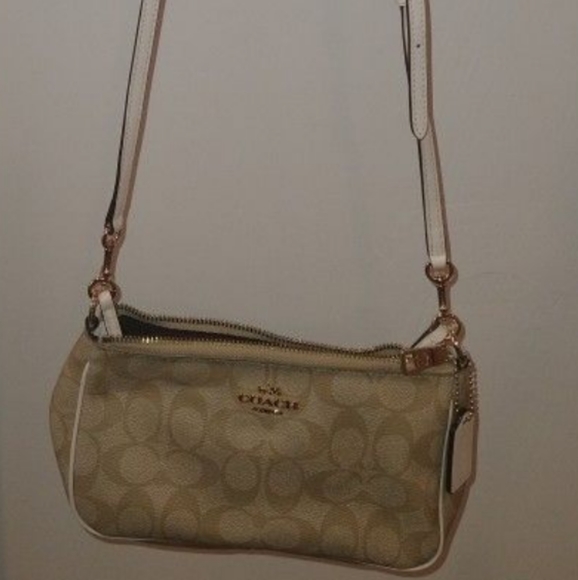 Coach Purse - Picture 5 of 5